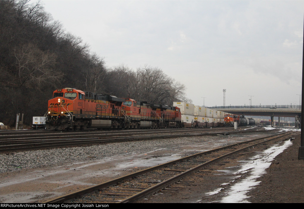 BNSF 6050 West